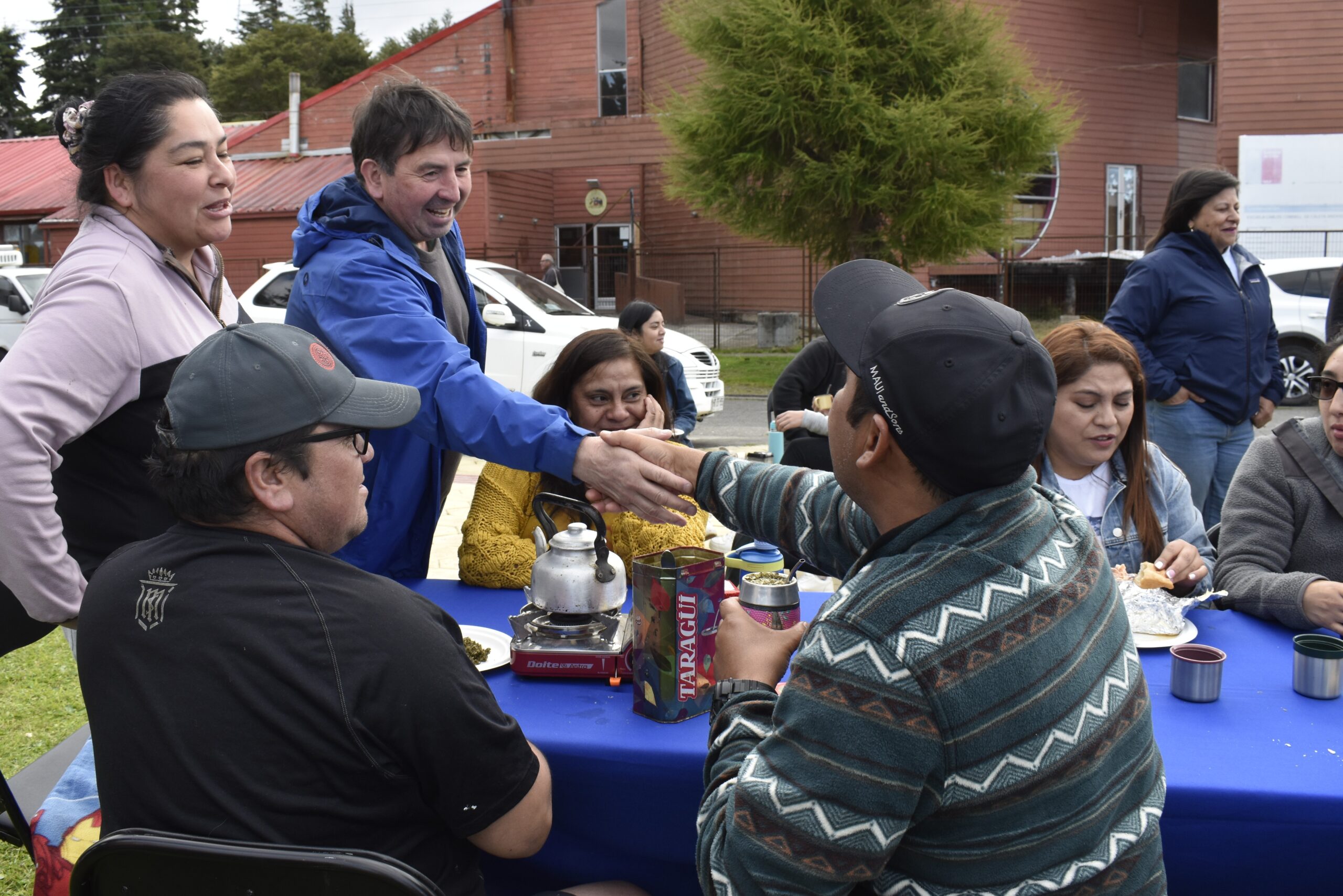 LAS HUICHAS CERRÓ SU ANIVERSARIO CON FERIA Y FIESTA