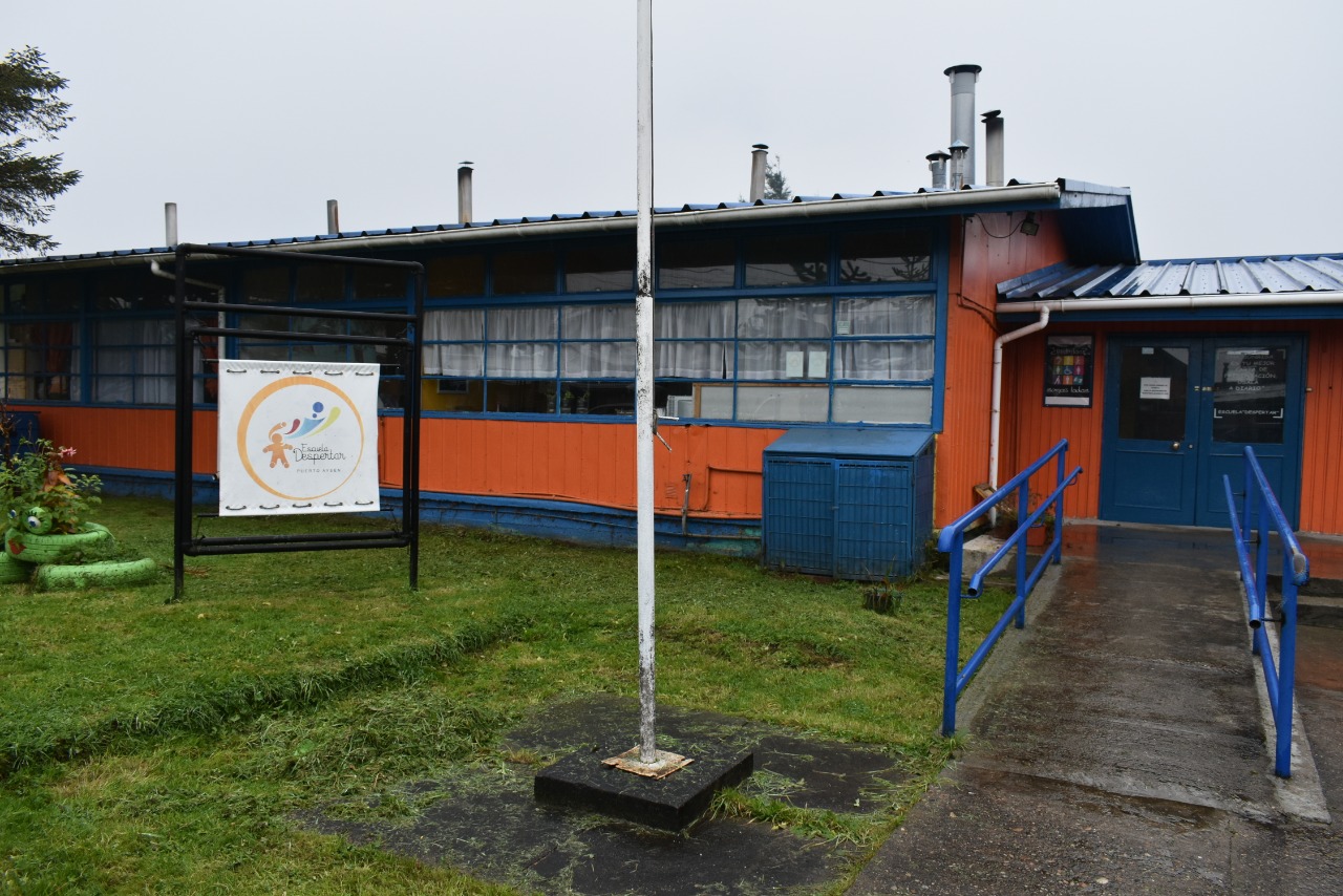 ESCUELA DESPERTAR Y COMUNIDAD EN ESTADO DE ALERTA: EXIGIMOS CUMPLIMIENTO INMEDIATO DE LOS COMPROMISOS DEL MINISTRO DE EDUCACIÓN