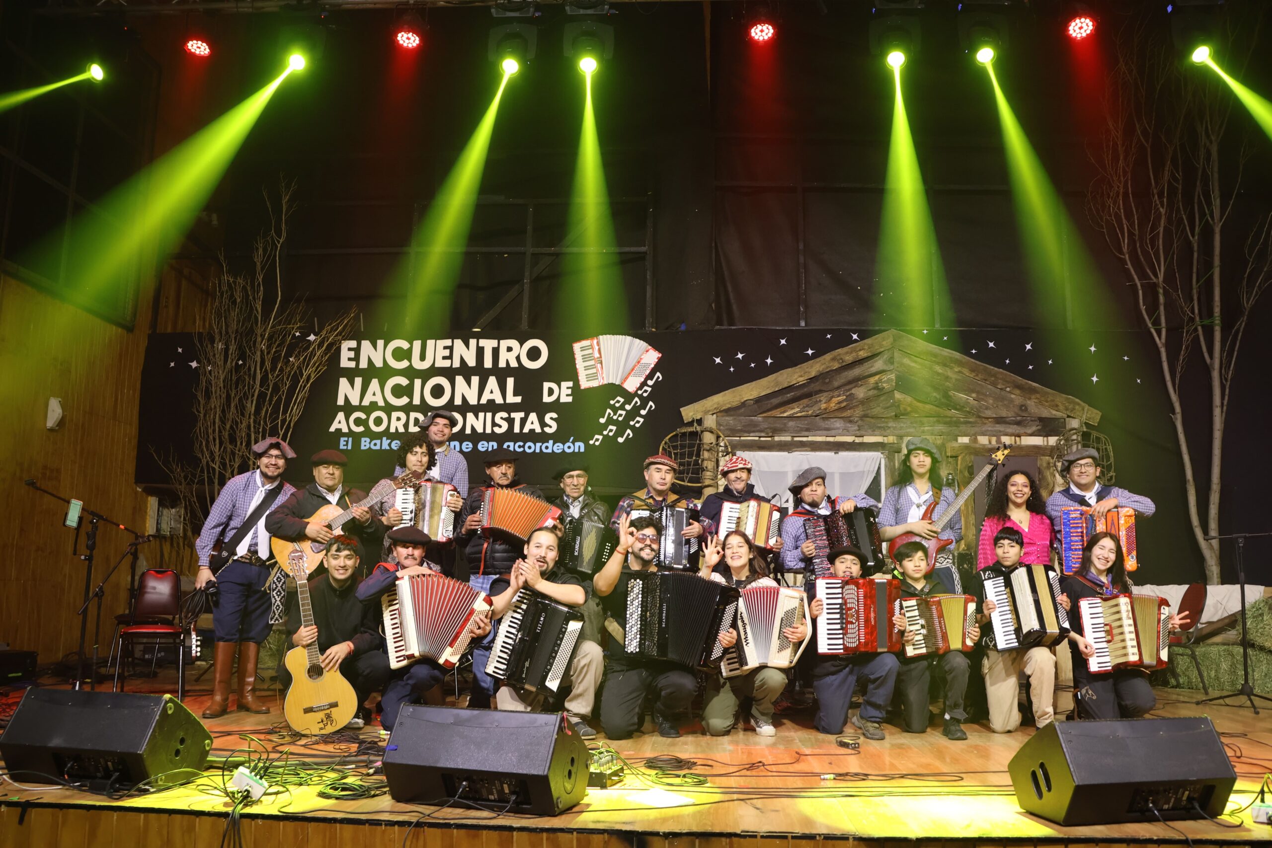 COCHRANE VIBRÓ CON EL XI ENCUENTRO NACIONAL DE ACORDEONISTAS