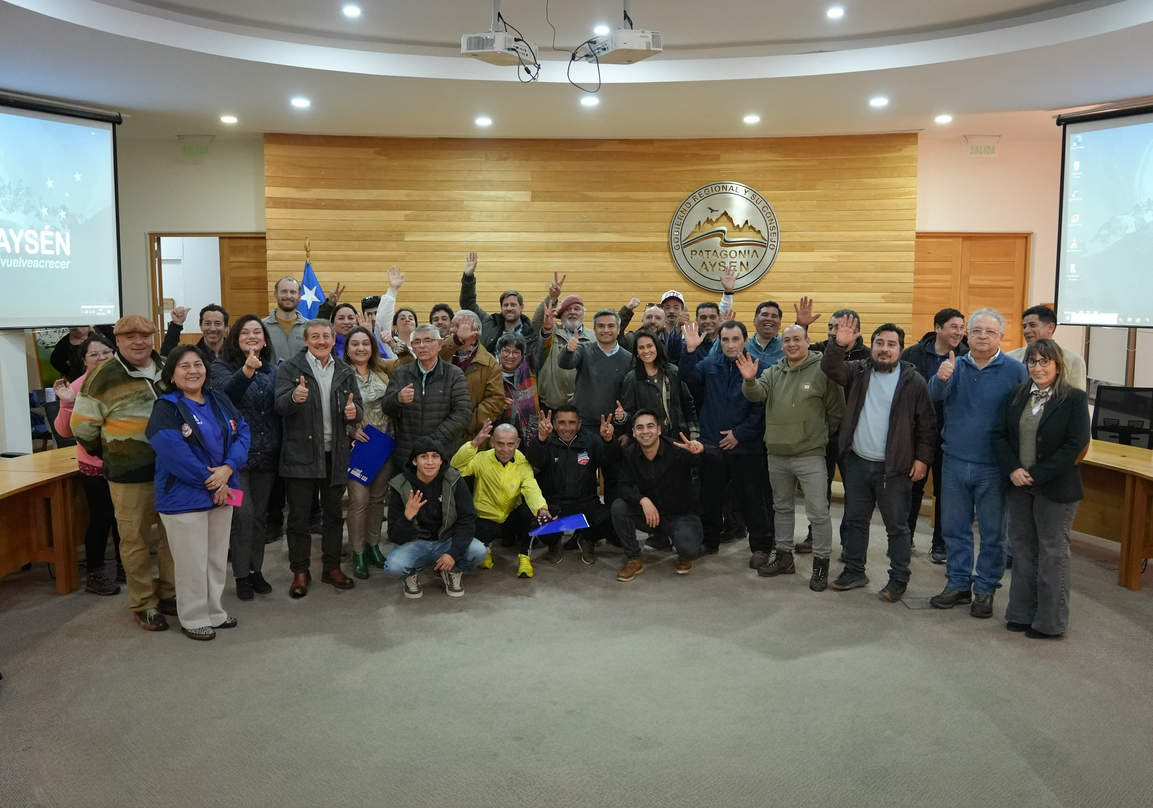 Gobierno Regional de Aysén realizó la primera Mesa del Deporte con participación de la comunidad
