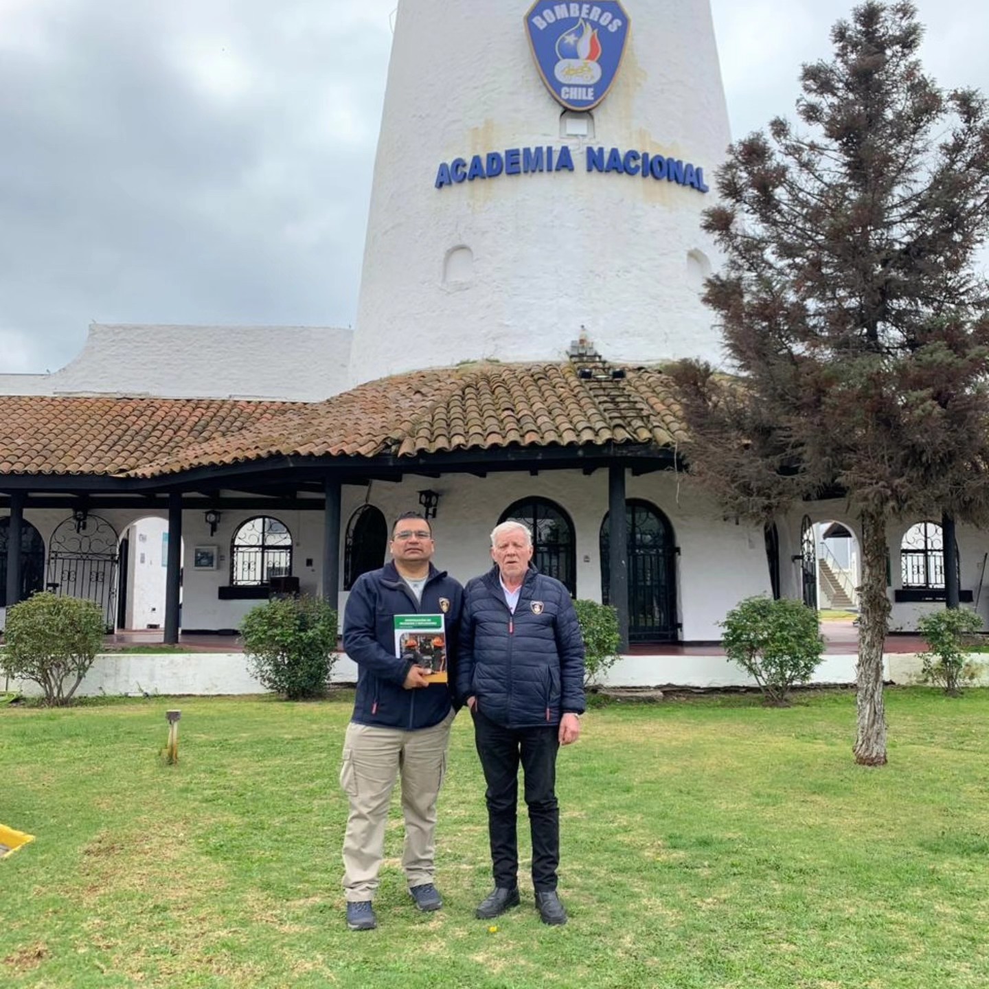 Bomberos de Aysén participaron en curso de Investigación de Incendios y Explosiones