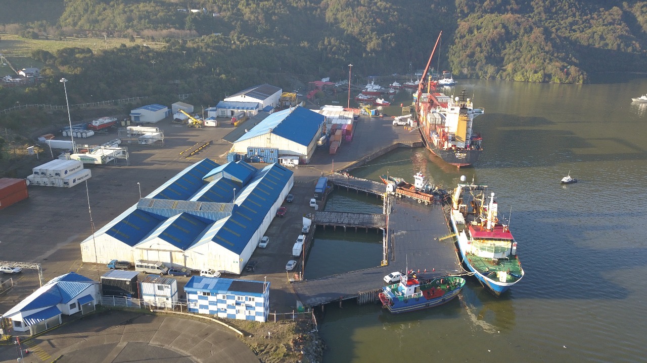 Inflación cae a nivel más bajo desde abril 2021, exportaciones marcan récords y se promulga Ley Cabotaje Marítimo