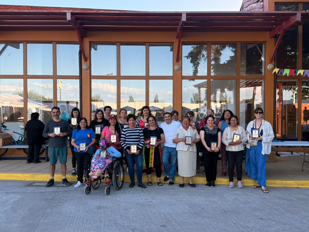 Chile Chico celebró el Día del Artesano y Artesana con feria cultural y encuentro comunitario