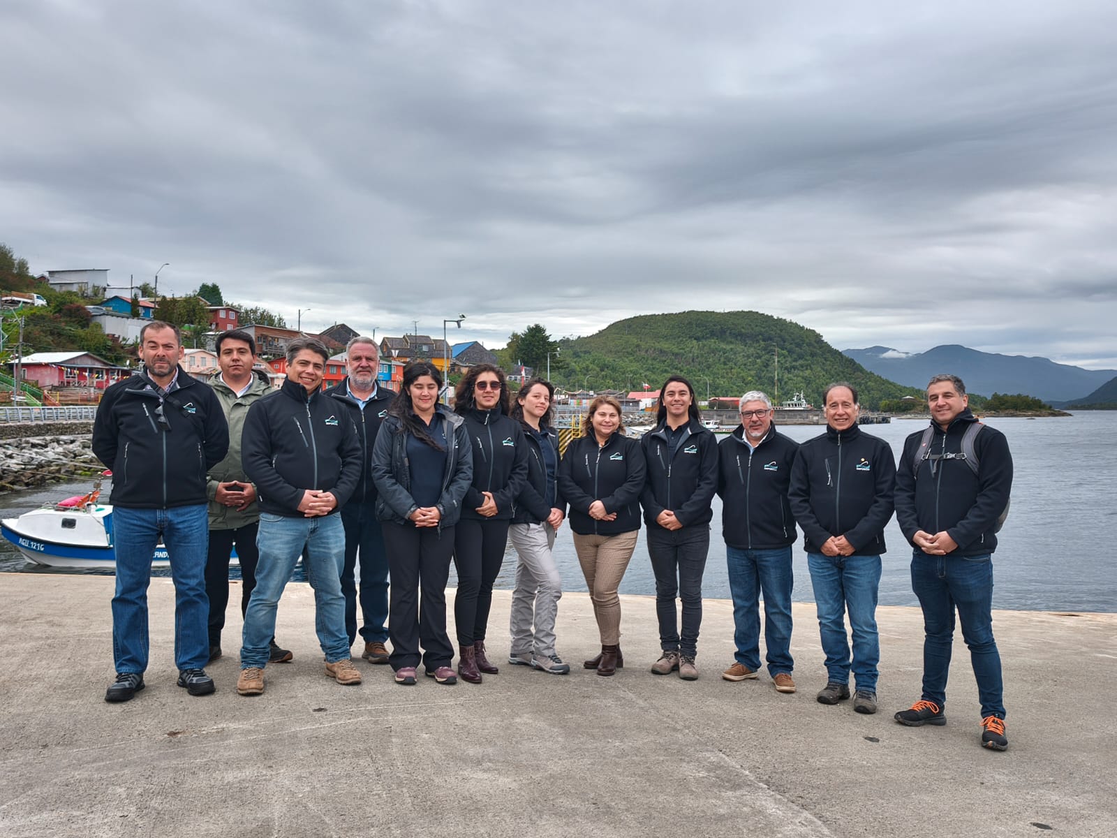 En Isla Huichas Emporcha consolida trabajo colaborativo con junta de vecinos