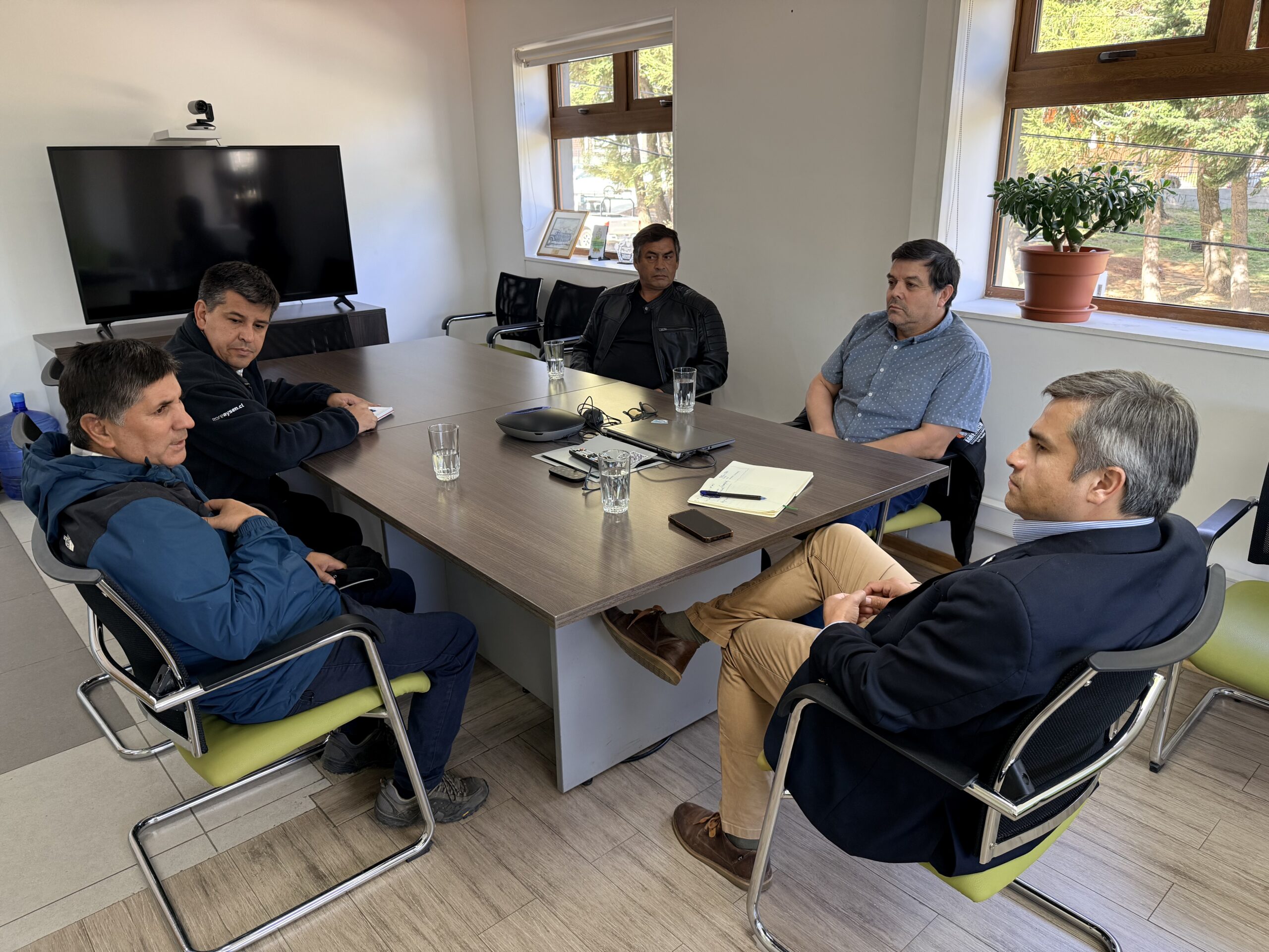 TRANSPORTE REGIONAL Y GOBIERNO REGIONAL DE AYSÉN COORDINAN AGENDA DE TRABAJO PARA FORTALECER CONECTIVIDAD Y DESARROLLO LOGÍSTICO