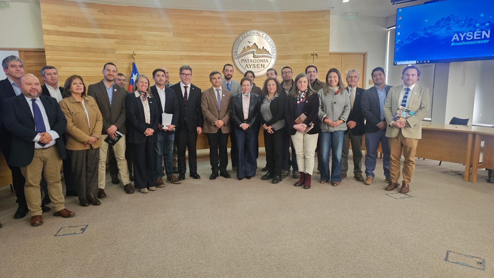 Biministro Mas refuerza en Aysén agenda de reactivación económica, inversión y empleo