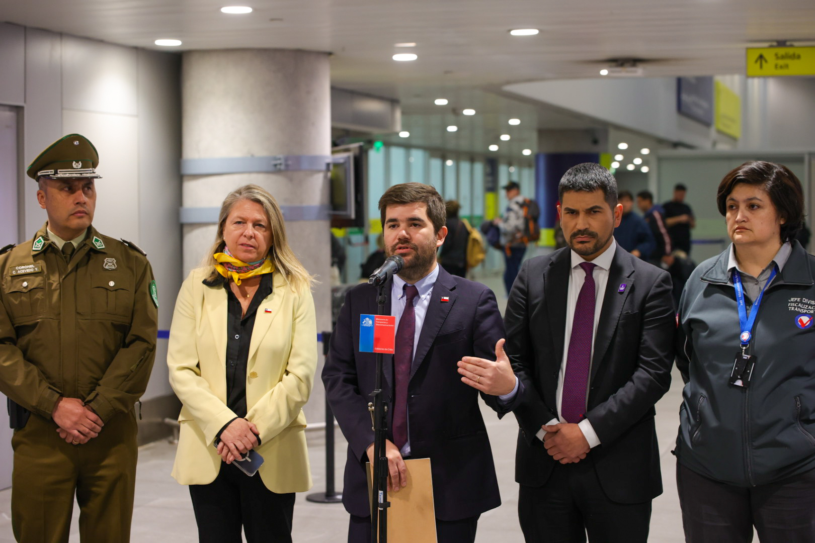 GOBIERNO Y AEROPUERTO SANTIAGO DE CHILE Y LANZAN CAMPAÑA CONTRA EL TRANSPORTE INFORMAL ANTE FLUJO DE 430 MIL PASAJEROS POR FIN DE SEMANA LARGO
