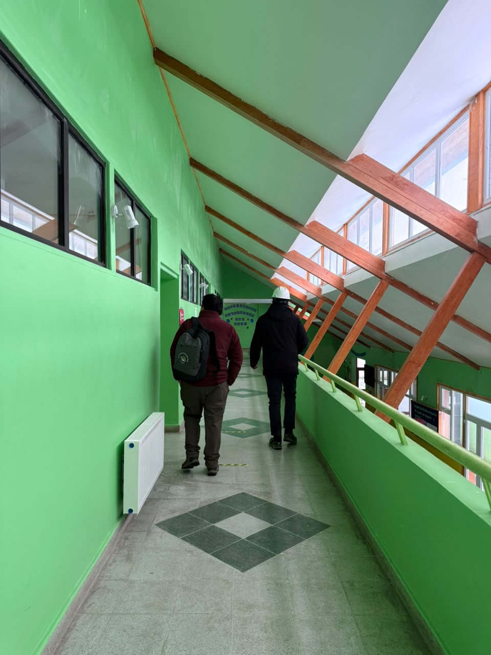 Municipio de Lago Verde advierte riesgo financiero por retraso en millonaria transferencia para obras de escuela José Miguel Carrera