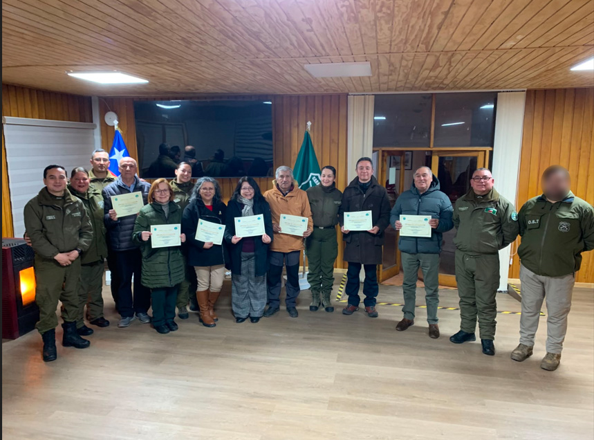 Carabineros desarrolla primera versión del “Plan de Formación de Dirigentes Vecinales Monitores en Drogas, V.I.F y Comisaría Virtual”