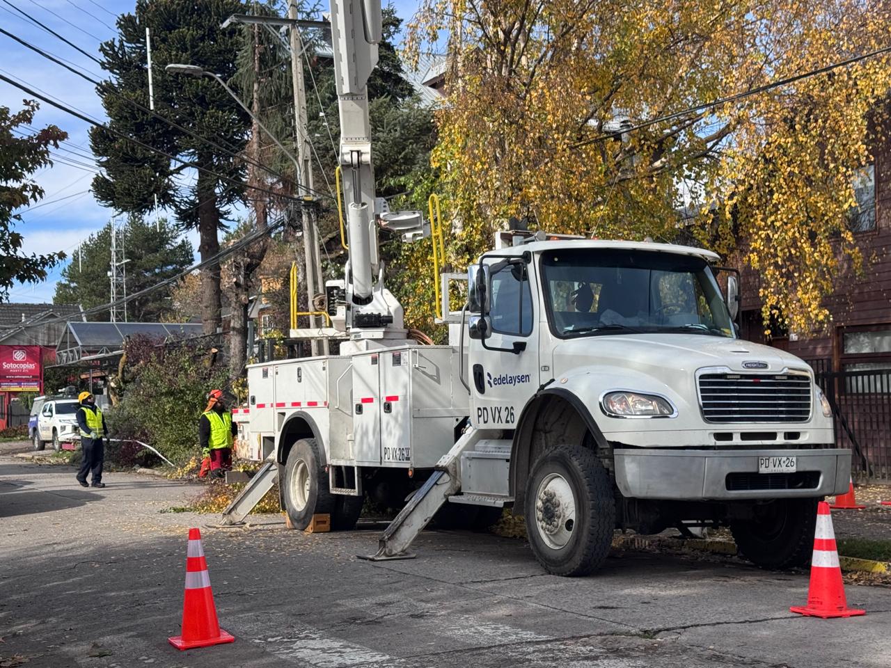 Edelaysen refuerza mantenimiento preventivo de la red eléctrica en Coyhaique y Puerto Aysén
