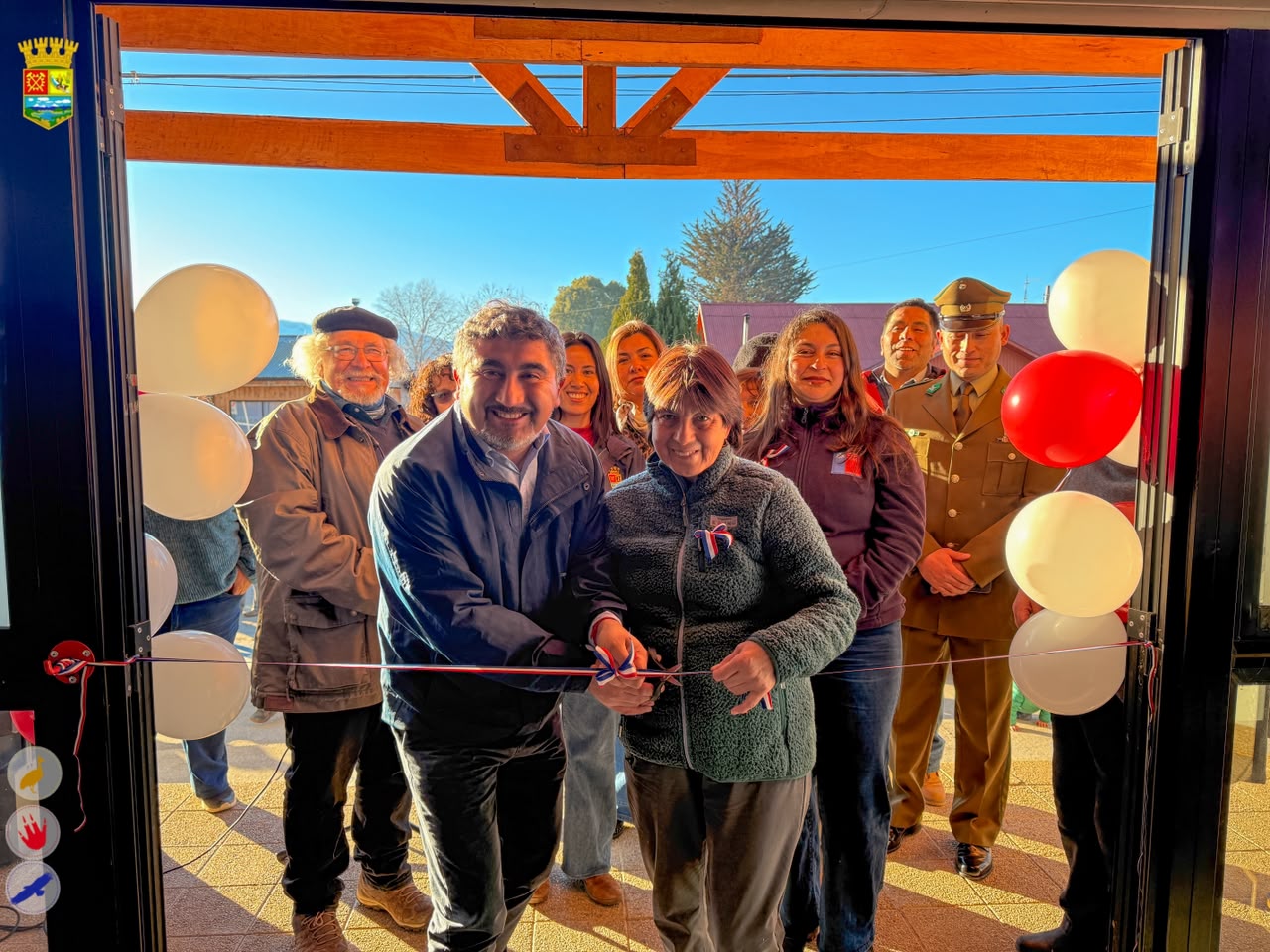 Puerto Guadal inaugura su primer gimnasio municipal multipropósito