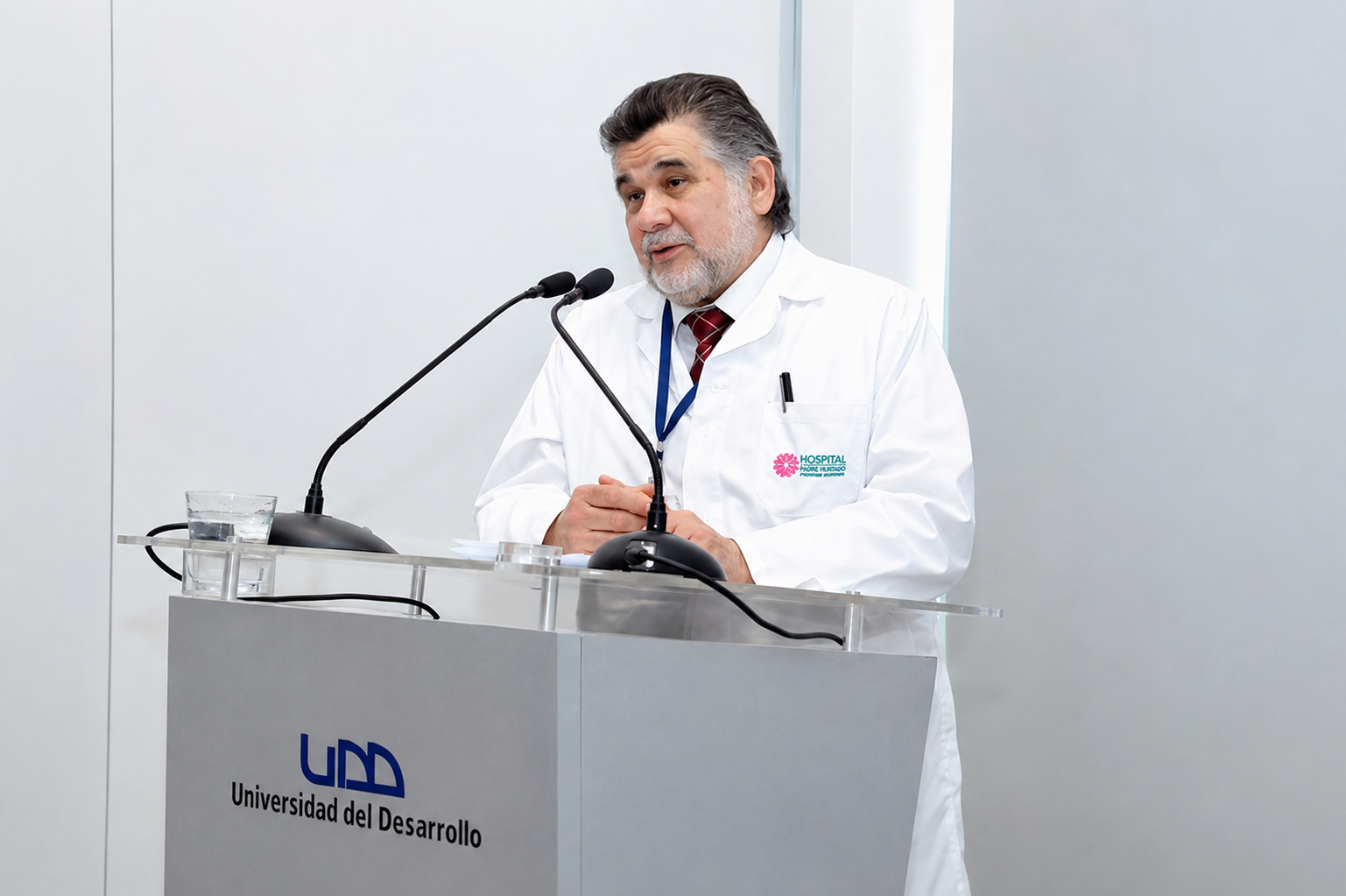 Fallece doctor Ernesto Behnke, destacado médico que inició su trayectoria profesional en Puerto Aysén
