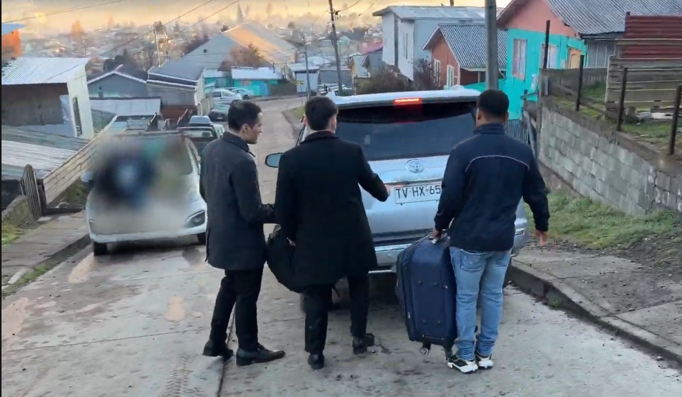 PDI MATERIALIZA EXPULSIÓN ADMINISTRATIVA DE DOS EXTRANJEROS CONDENADOS POR TRÁFICO DE DROGAS Y HOMICIDIO FRUSTRADO EN AYSÉN