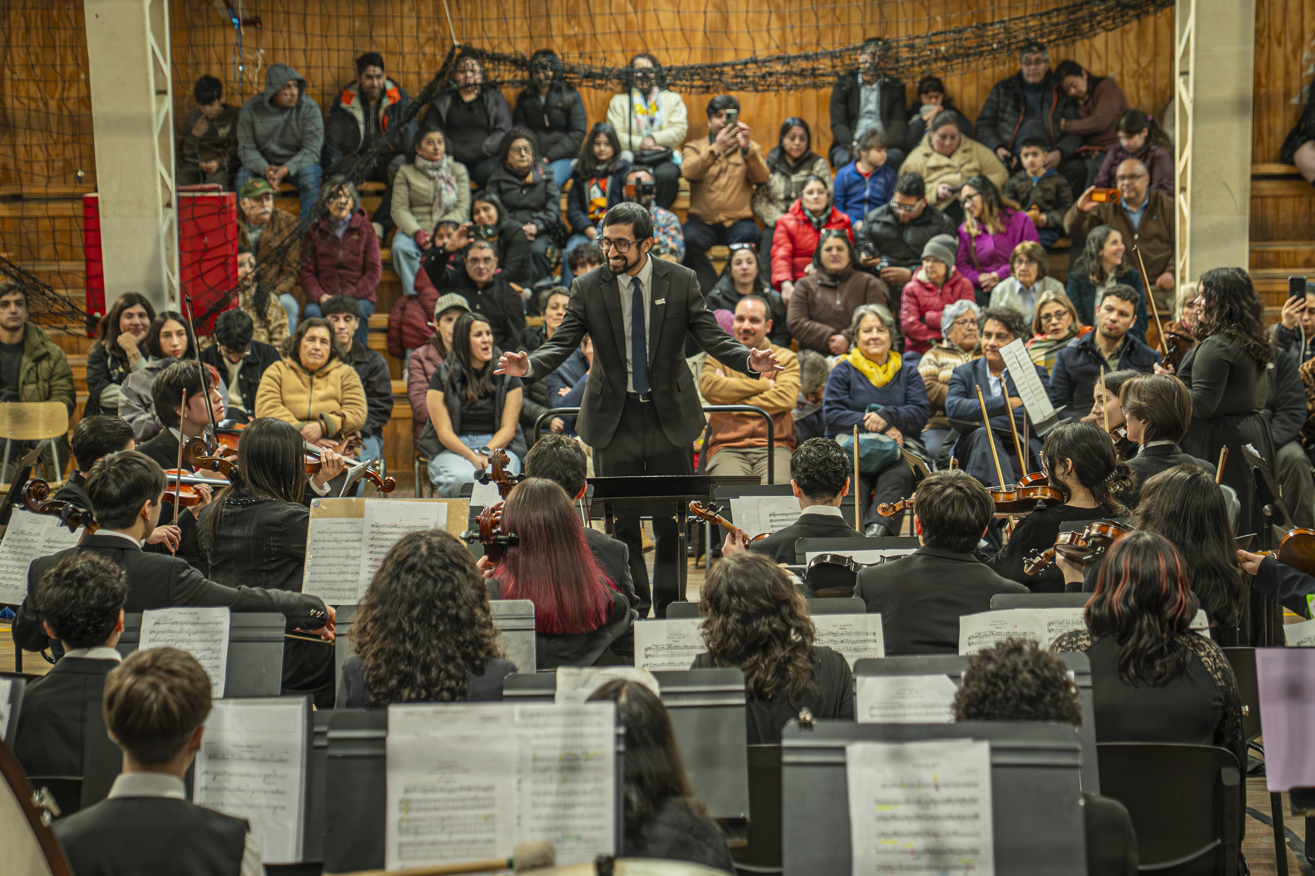Historias que inspiran: Integrantes de la OSJR Aysén de FOJI invitan a nuevas generaciones a ser parte de esta experiencia