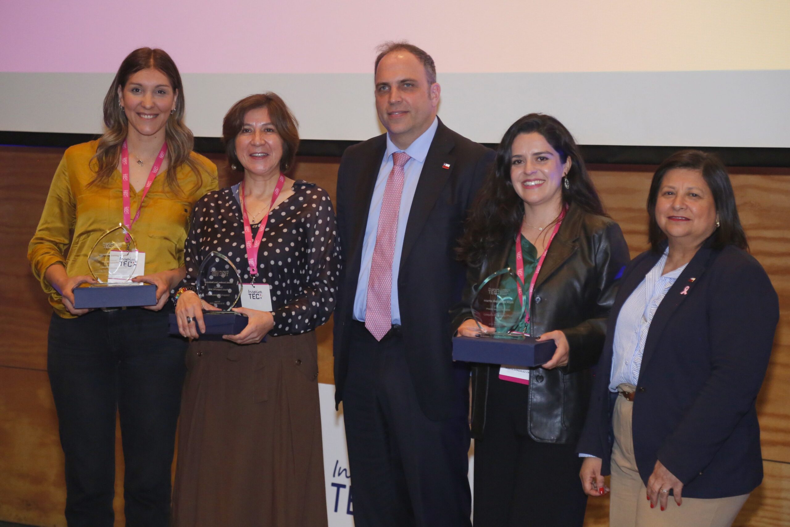 Empresaria de Coyhaique obtiene el primer lugar nacional del Premio InspiraTEC 2026