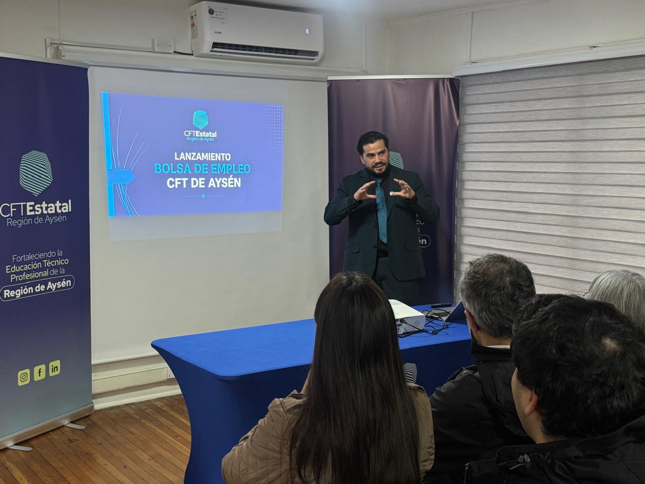 CFT Estatal impulsa Bolsa de Empleo en la Región de Aysén